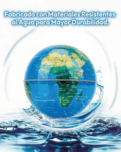 Lámpara Mapamundi Flotante en agua, mostrando su durabilidad y diseño innovador.